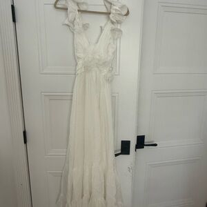 Storia White Elegant Dress
